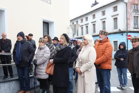 Odkritje doprsnega kipa dr Alfreda Šerka 10 Foto Ljubo Vukelič